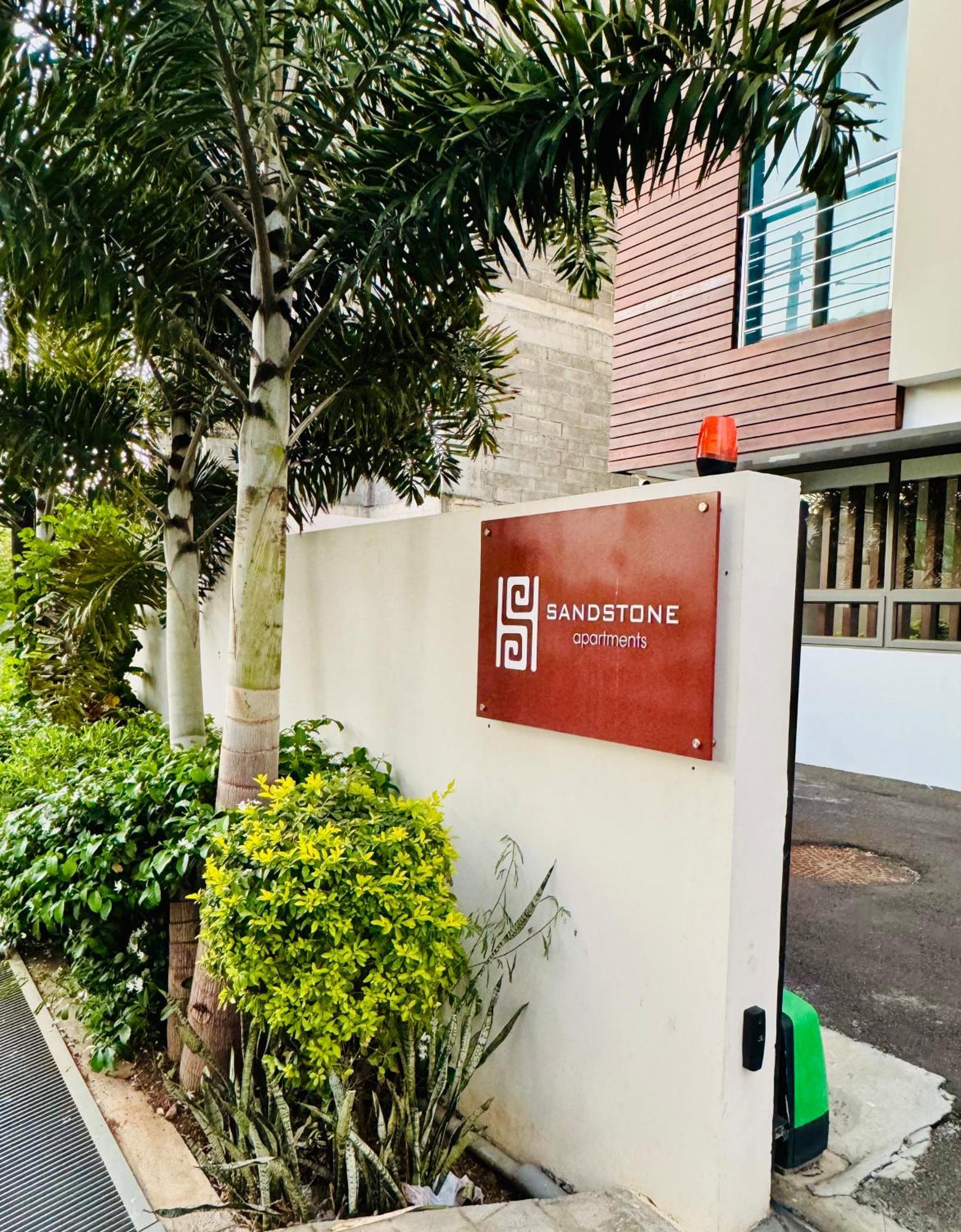 Modern Flat In Flic En Flac-Walk To The Beach ภายนอก รูปภาพ